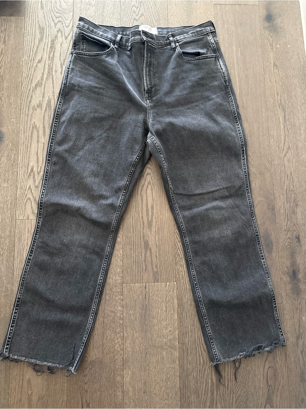 Everlane Cheeky Bootcut Jeans in Washed Black